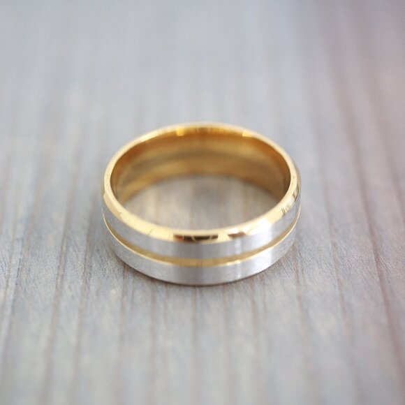 Mens Ring 8mm 2-Tone Brushed Silver/Gold Square Edge Ring Gold Plated Stainless